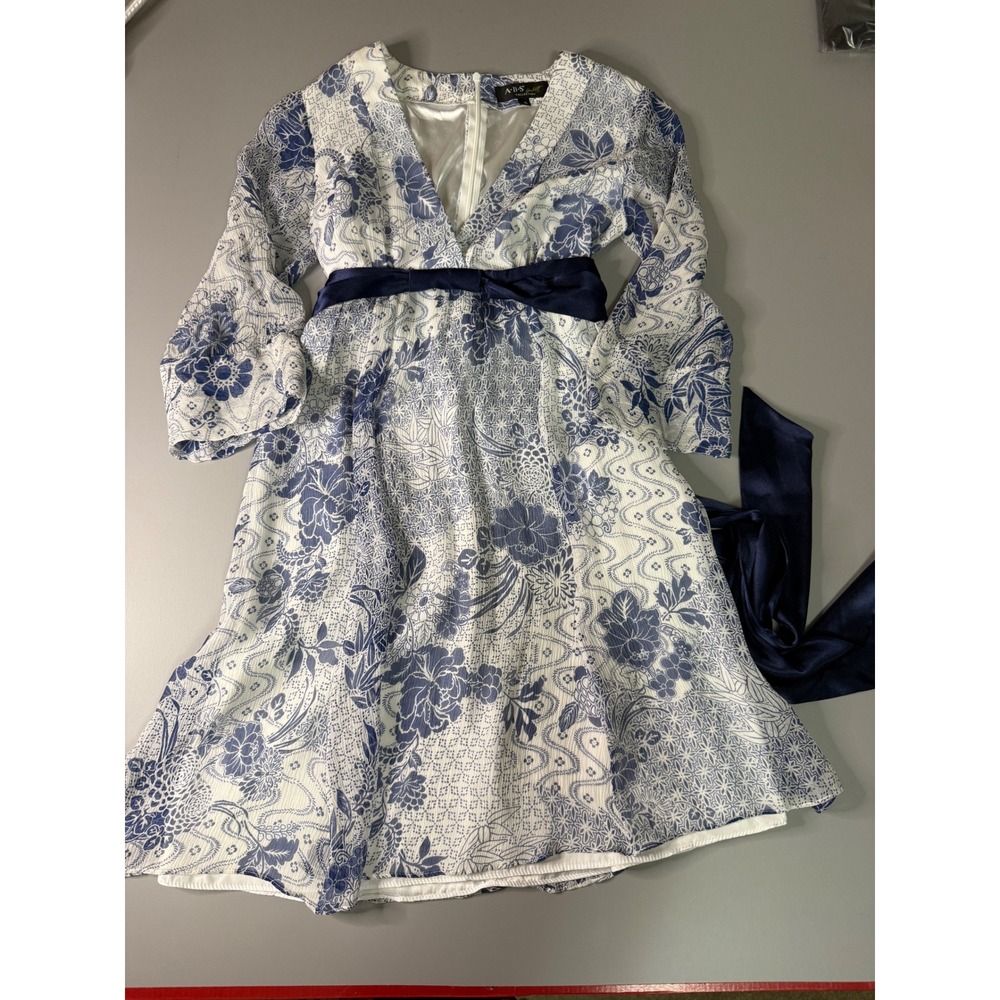 ABS Allen Schwartz Silk Floral V-Neck Dress Blue White Sash 4 320A597